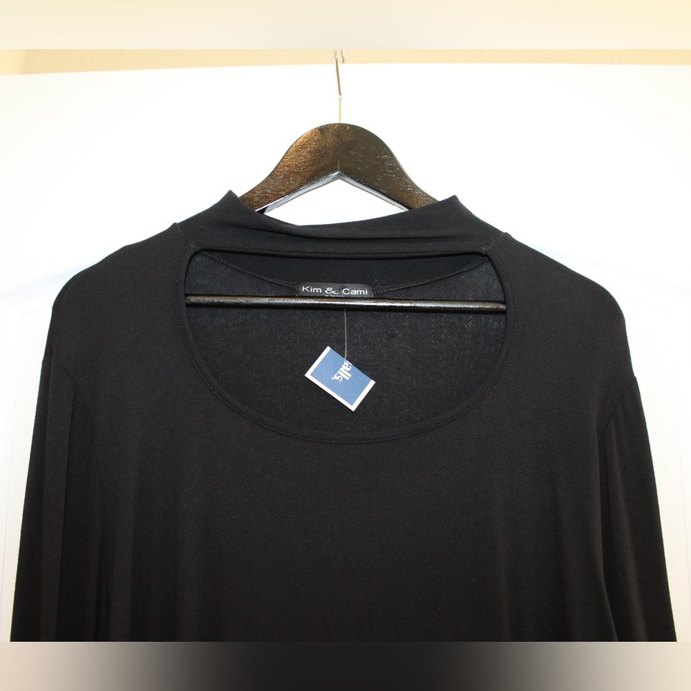 Kim & Cami black shirt (women’s XL) (NWT)
